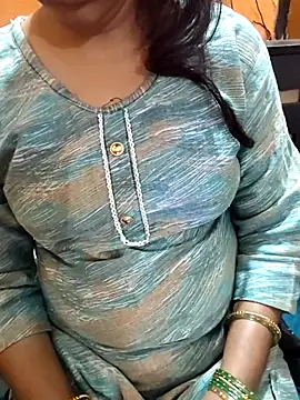 Diya 143 online show from 12-15-25, 07:07