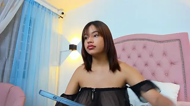 AnahiRivera online show from 01-24-25, 03:02