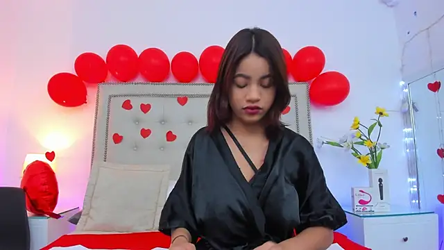 AnahiRivera online show from 02-14-25, 11:53