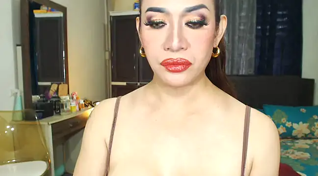 HugeKatarinaTS online show from 03-09-25, 01:04