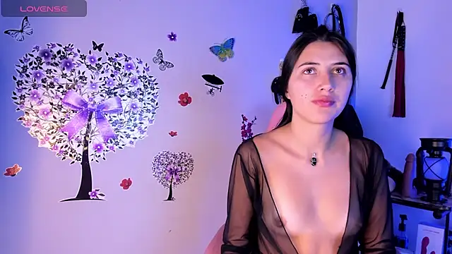 Snapshot of brenda_moris01 chatting on 09-16-25, 09:27 brenda moris01 online show from 09-16-25, 09:27