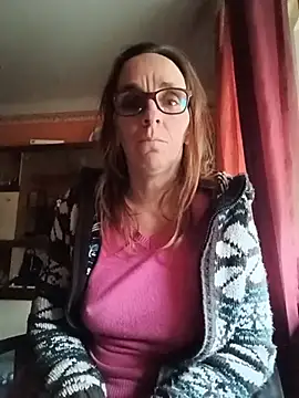 Dettybitch40 online show from 11-24-25, 01:33