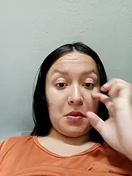 Snapshot of Arisha34 chatting on 12-13-24, 03:32 Arisha34 online show from 12-13-24, 03:32