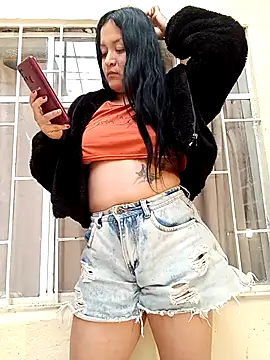 Snapshot of Arisha34 chatting on 12-21-24, 06:34 Arisha34 online show from 12-21-24, 06:34