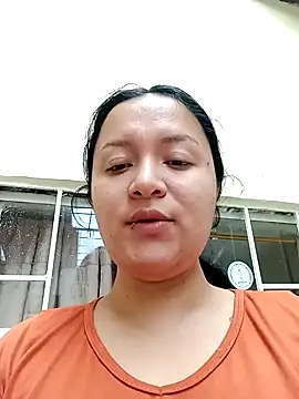 Snapshot of Arisha34 chatting on 12-22-24, 02:16 Arisha34 online show from 12-22-24, 02:16