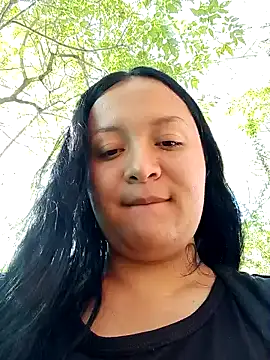 Snapshot of Arisha34 chatting on 01-08-25, 01:09 Arisha34 online show from 01-08-25, 01:09