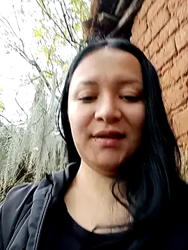 Snapshot of Arisha34 chatting on 02-05-25, 12:49 Arisha34 online show from 02-05-25, 12:49