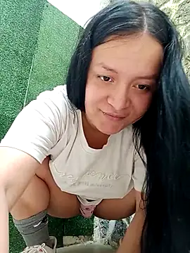 Snapshot of Arisha34 chatting on 02-17-25, 04:26 Arisha34 online show from 02-17-25, 04:26