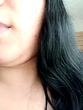 Snapshot of Arisha34 chatting on 02-28-25, 02:20 Arisha34 online show from 02-28-25, 02:20