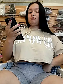 Snapshot of Arisha34 chatting on 09-30-25, 08:25 Arisha34 online show from 09-30-25, 08:25