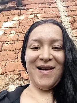 Snapshot of Arisha34 chatting on 11-13-25, 01:10 Arisha34 online show from 11-13-25, 01:10