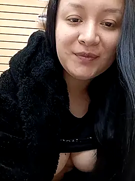 Snapshot of Arisha34 chatting on 04-12-26, 06:35 Arisha34 online show from 04-12-26, 06:35