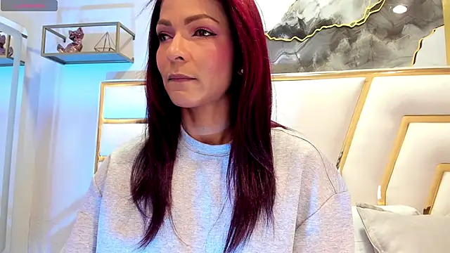 Snapshot of HannaPetit chatting on 10-07-25, 07:11 HannaPetit online show from 10-07-25, 07:11