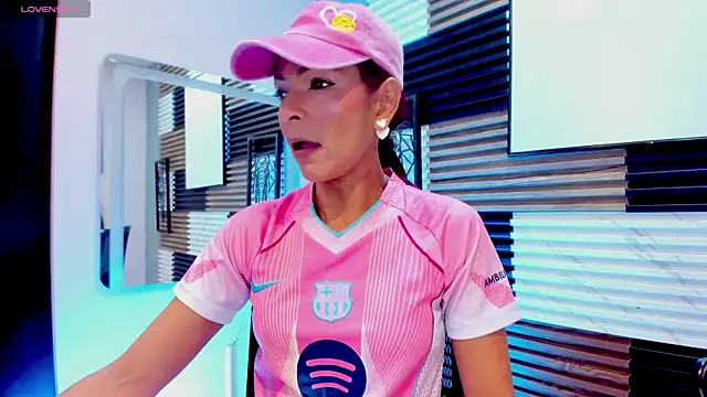 HannaPetit online show from 04-25-26, 07:33