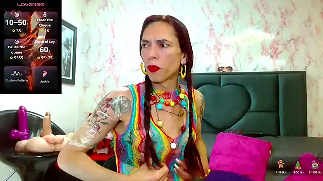 VanessaWolf online show from 11-25-25, 04:18