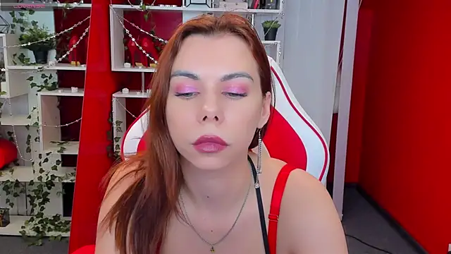 Snapshot of KateCloud chatting on 02-07-25, 11:13 KateCloud online show from 02-07-25, 11:13