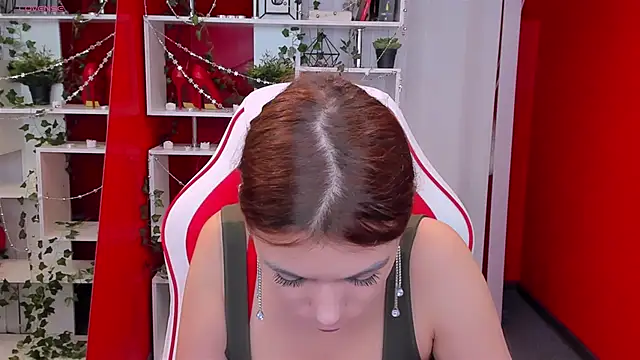 Snapshot of KateCloud chatting on 02-09-25, 05:11 KateCloud online show from 02-09-25, 05:11