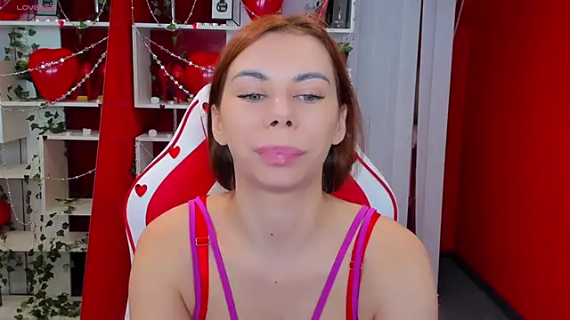 Snapshot of KateCloud chatting on 02-13-25, 06:05 KateCloud online show from 02-13-25, 06:05