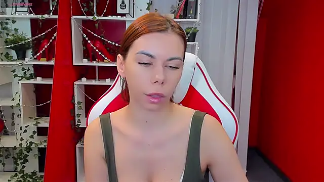 Snapshot of KateCloud chatting on 02-21-25, 06:04 KateCloud online show from 02-21-25, 06:04