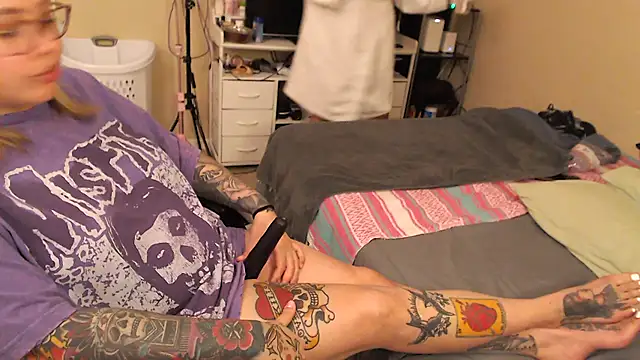 nativepumpkin95 online show from 01-03-25, 06:44