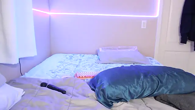 nativepumpkin95 online show from 02-19-25, 05:05