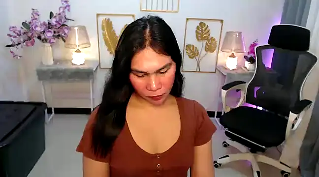 Snapshot of Asian_flabby chatting on 12-30-24, 07:32 Asian flabby online show from 12-30-24, 07:32