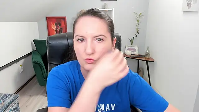 Snapshot of ChloeHottyX chatting on 02-05-25, 11:12 ChloeHottyX online show from 02-05-25, 11:12