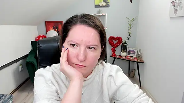 Snapshot of ChloeHottyX chatting on 02-15-25, 03:42 ChloeHottyX online show from 02-15-25, 03:42