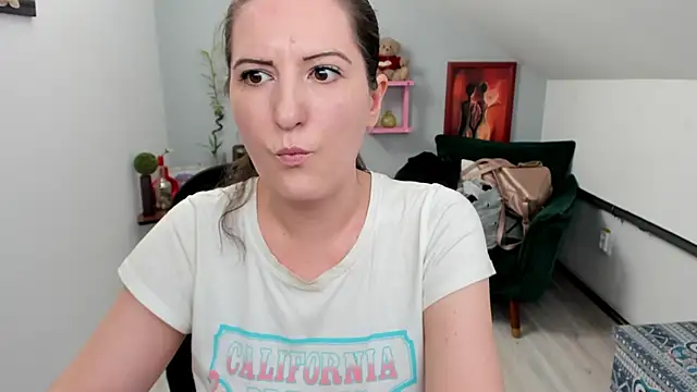 Snapshot of ChloeHottyX chatting on 03-19-25, 10:55 ChloeHottyX online show from 03-19-25, 10:55