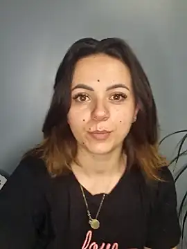 Snapshot of PlayfulElla chatting on 03-12-25, 06:44 PlayfulElla online show from 03-12-25, 06:44