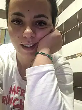 PlayfulElla online show from 12-21-25, 03:08