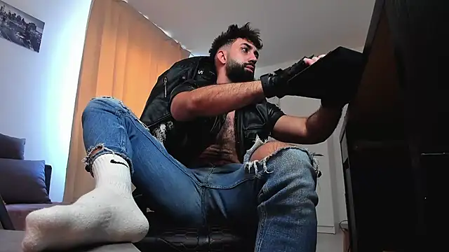 liamaesthetic online show from 03-17-26, 08:06