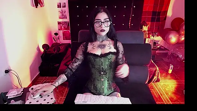 Snapshot of Ardat_Lili69 chatting on 06-08-26, 03:29 Ardat Lili69 online show from 06-08-26, 03:29