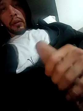 Snapshot of mrbigone45 chatting on 11-05-25, 09:04 mrbigone45 online show from 11-05-25, 09:04