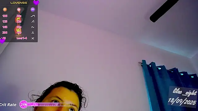 Snapshot of lilac_night33 chatting on 09-18-25, 12:29 lilac night33 online show from 09-18-25, 12:29
