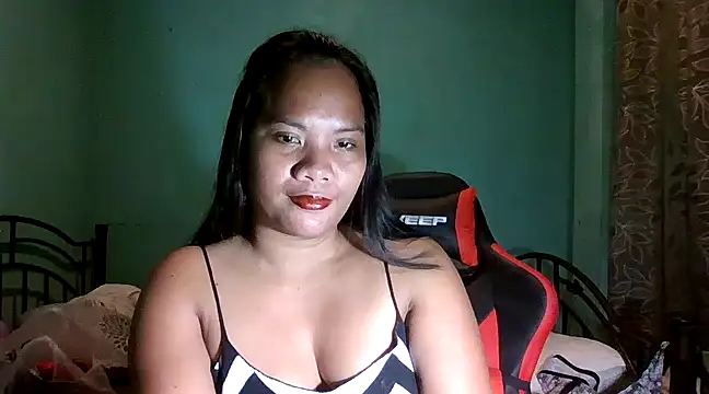 Snapshot of lexilicious_69 chatting on 02-08-25, 10:29 lexilicious 69 online show from 02-08-25, 10:29