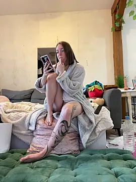 Snapshot of Daisy_Michto_Officiel chatting on 01-23-25, 04:26 Daisy Michto Officiel online show from 01-23-25, 04:26