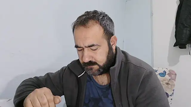 Snapshot of ZYXEL353 chatting on 01-18-26, 08:56 ZYXEL353 online show from 01-18-26, 08:56