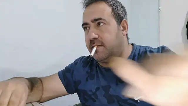 Snapshot of ZYXEL353 chatting on 02-06-26, 10:29 ZYXEL353 online show from 02-06-26, 10:29