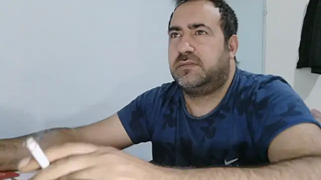 Snapshot of ZYXEL353 chatting on 02-11-26, 10:42 ZYXEL353 online show from 02-11-26, 10:42