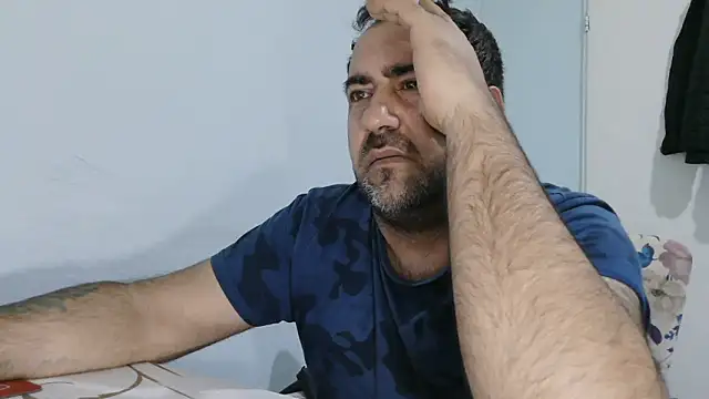 Snapshot of ZYXEL353 chatting on 02-11-26, 10:48 ZYXEL353 online show from 02-11-26, 10:48