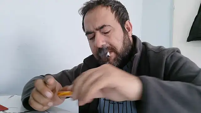 Snapshot of ZYXEL353 chatting on 02-28-26, 11:55 ZYXEL353 online show from 02-28-26, 11:55