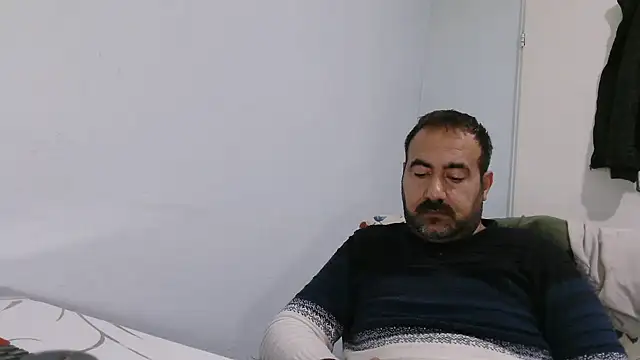 Snapshot of ZYXEL353 chatting on 03-08-26, 10:57 ZYXEL353 online show from 03-08-26, 10:57