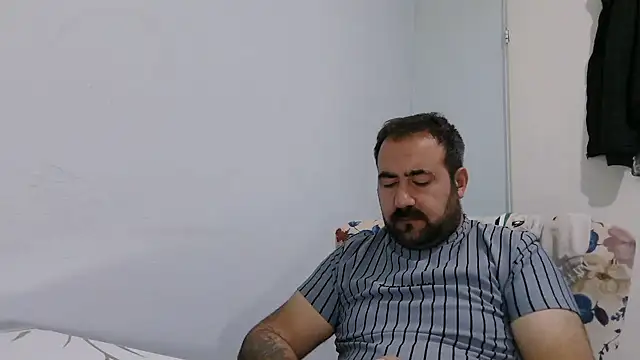 Snapshot of ZYXEL353 chatting on 03-12-26, 10:16 ZYXEL353 online show from 03-12-26, 10:16