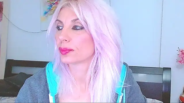 HoneyLara online show from 03-07-25, 01:31