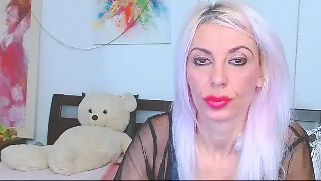 HoneyLara online show from 10-30-25, 09:15