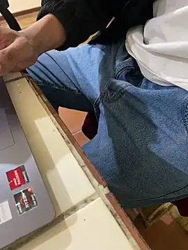 stuard-19 online show from 04-28-26, 01:59