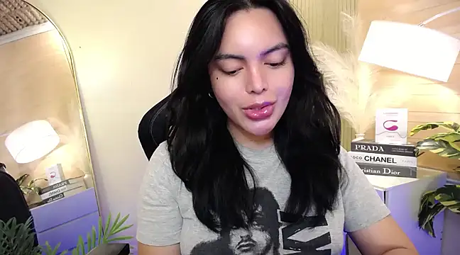 HotstuffCherrySummer online show from 01-08-25, 09:10