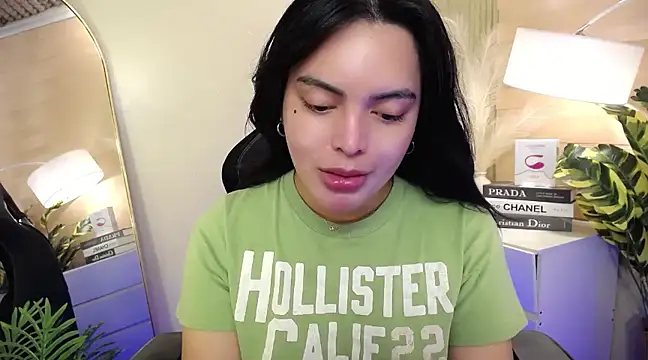 HotstuffCherrySummer online show from 01-12-25, 10:34