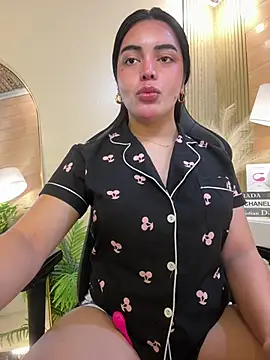 HotstuffCherrySummer online show from 02-11-25, 07:02